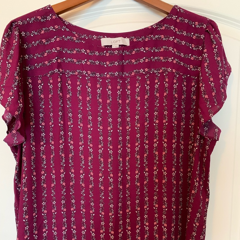 Loft Tulip sleeve blouse